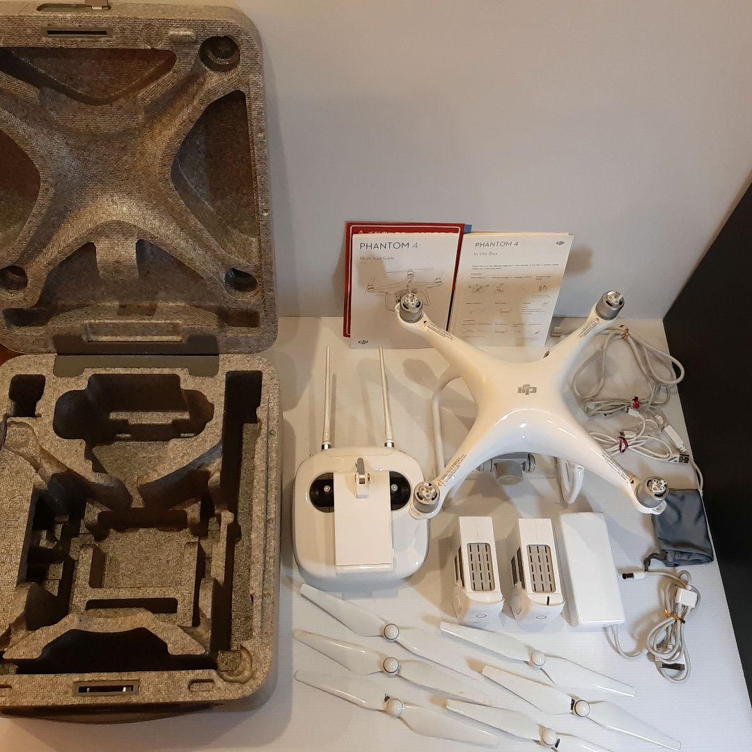 国内正規品DJI ドローン Phantom 4 コントローラーセットケース付