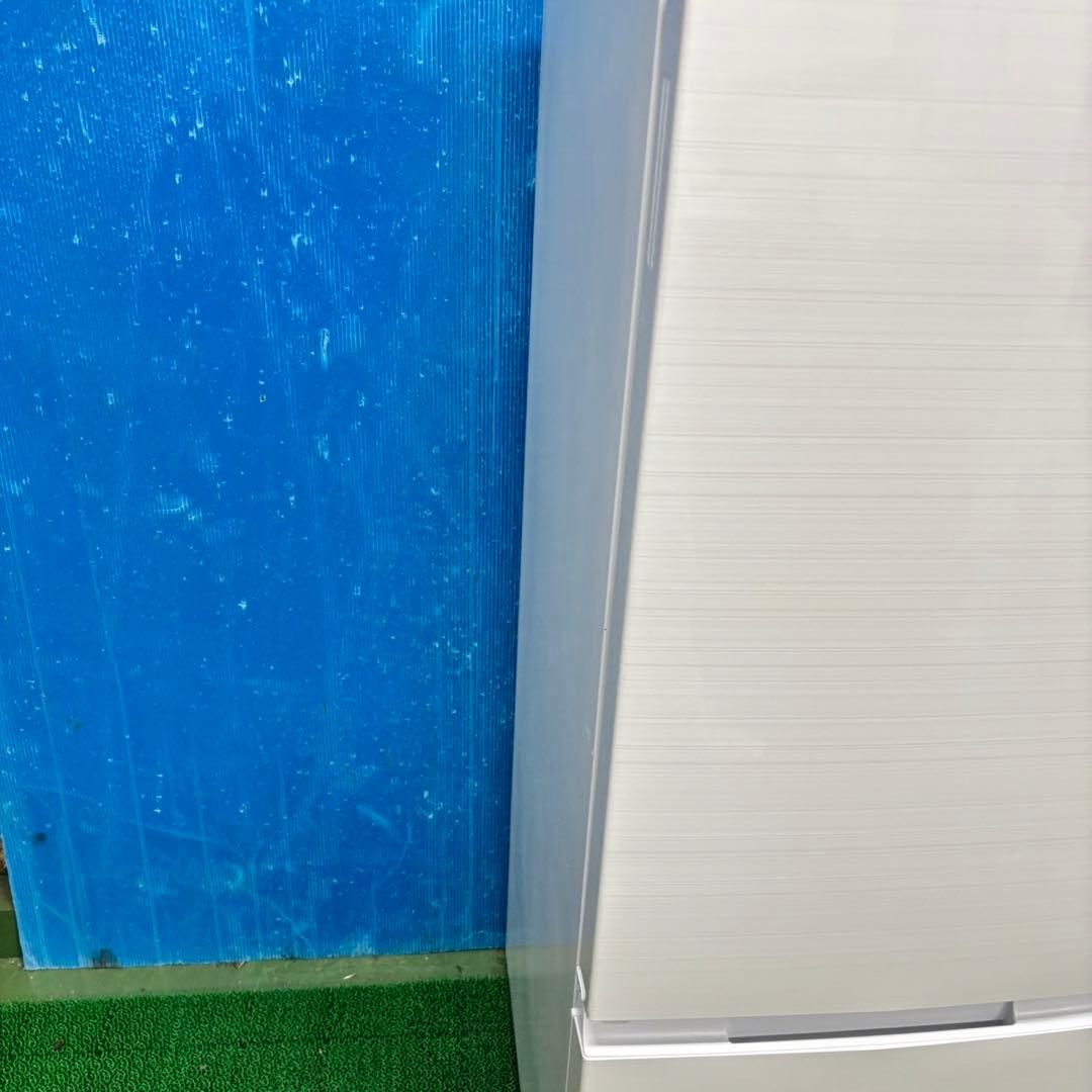 462 SHARP 冷蔵庫　200L弱　どっちもドア　小型　一人暮らし　洗濯機有