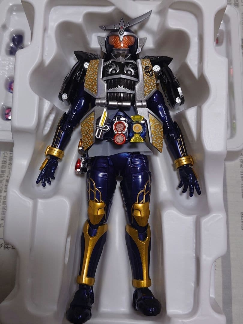 S.H.Figuarts 真骨彫製法 仮面ライダー鎧武 ジンバーレモンアームズ