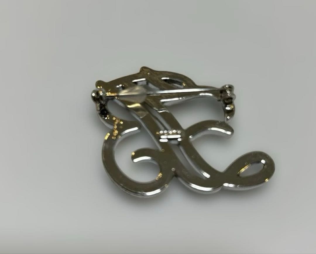 フォクシー　ブローチ　希少　　Signature Pearl