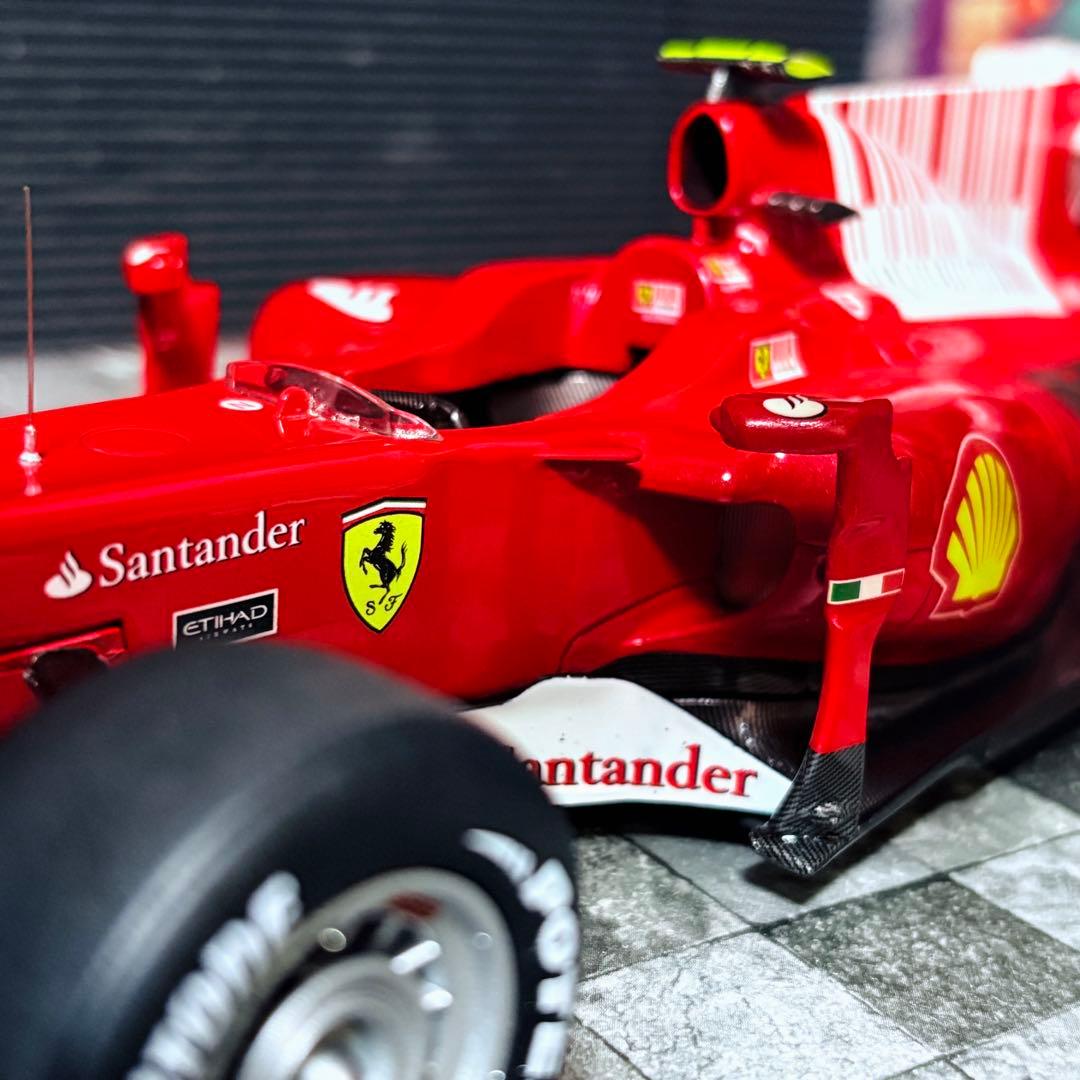 1/18 マテルエリート フェラーリ F10 フェルナンド・アロンソ 2010