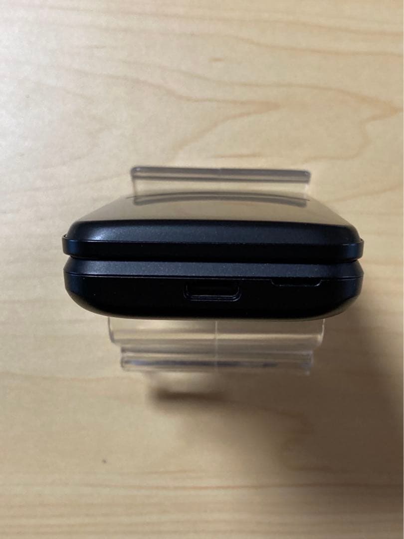 使用少 美品 GRATINA KYF44 au SIMフリー 法人 U1