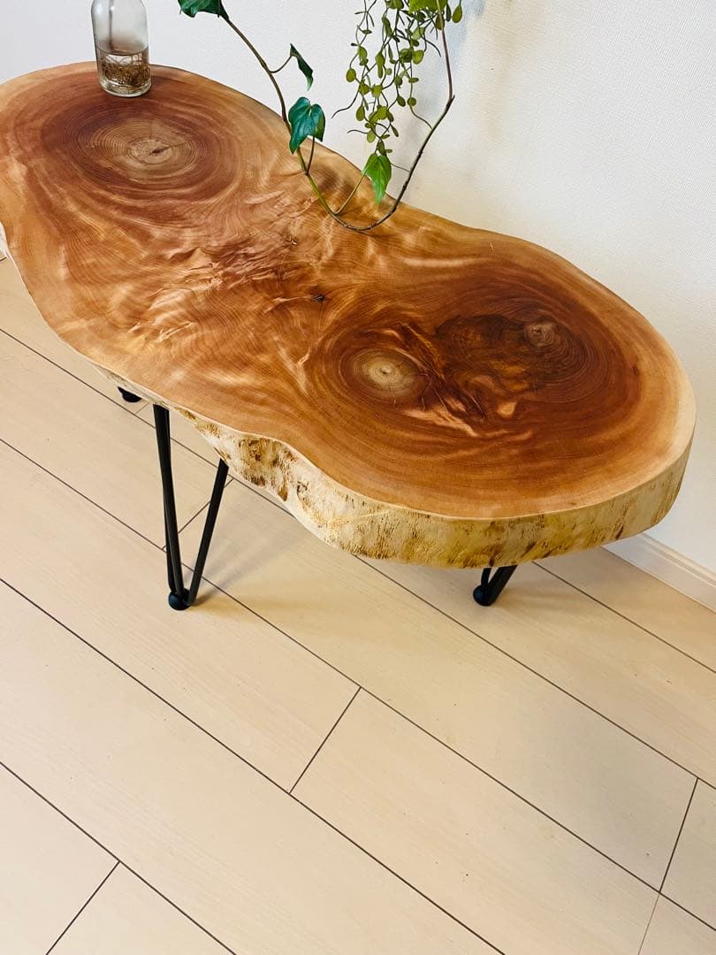 サイドテーブル　トチの木　栃　輪切りテーブル　アイアンテーブル