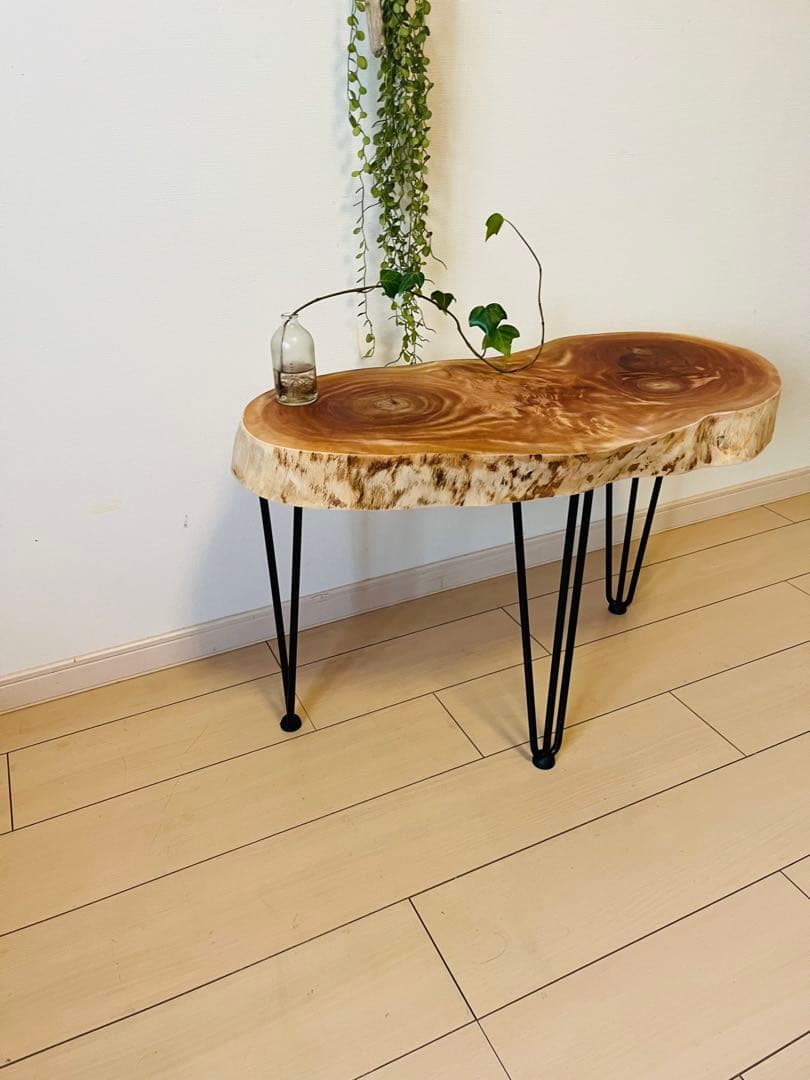 サイドテーブル　トチの木　栃　輪切りテーブル　アイアンテーブル