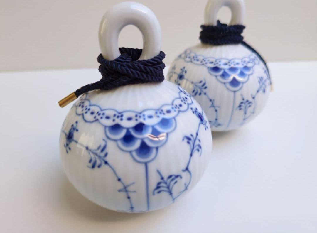 ロイヤルコペンハーゲン　ブルーフルーテッド ハーフレース オーナメント２個