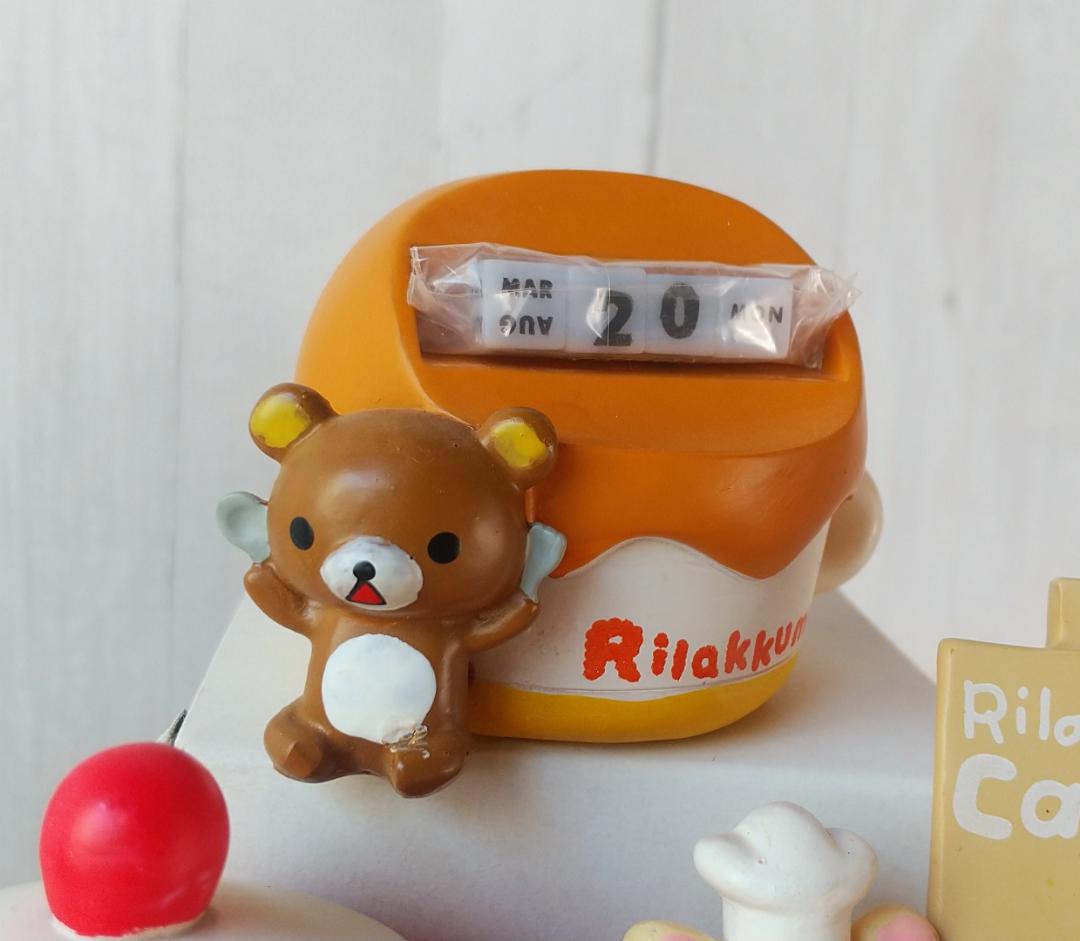 リラックマ　コリラックマ　小物入れ　万年カレンダー　カフェ　置物