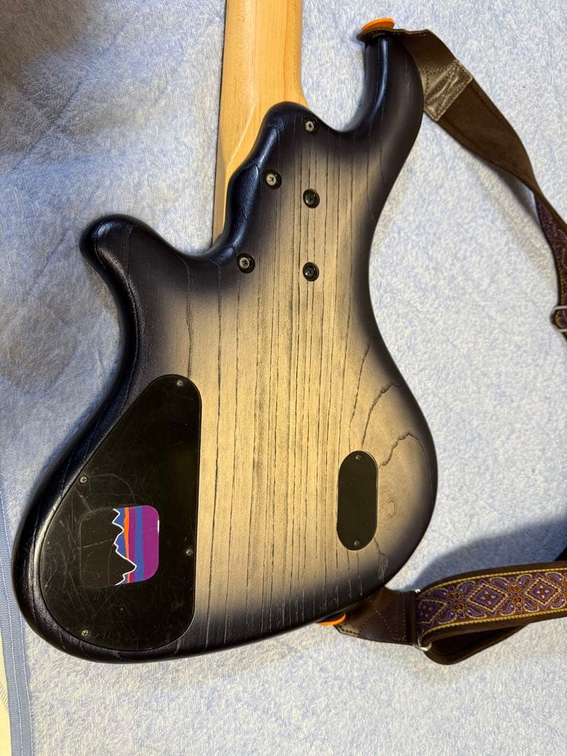 フ*ド様 LORE CROW LCB-001 5弦ベース ヘッドレスベース