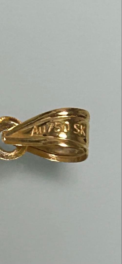 ★★Au750sk(18k)サウジアラビアゴールドの超軽量スネークペンダント1個