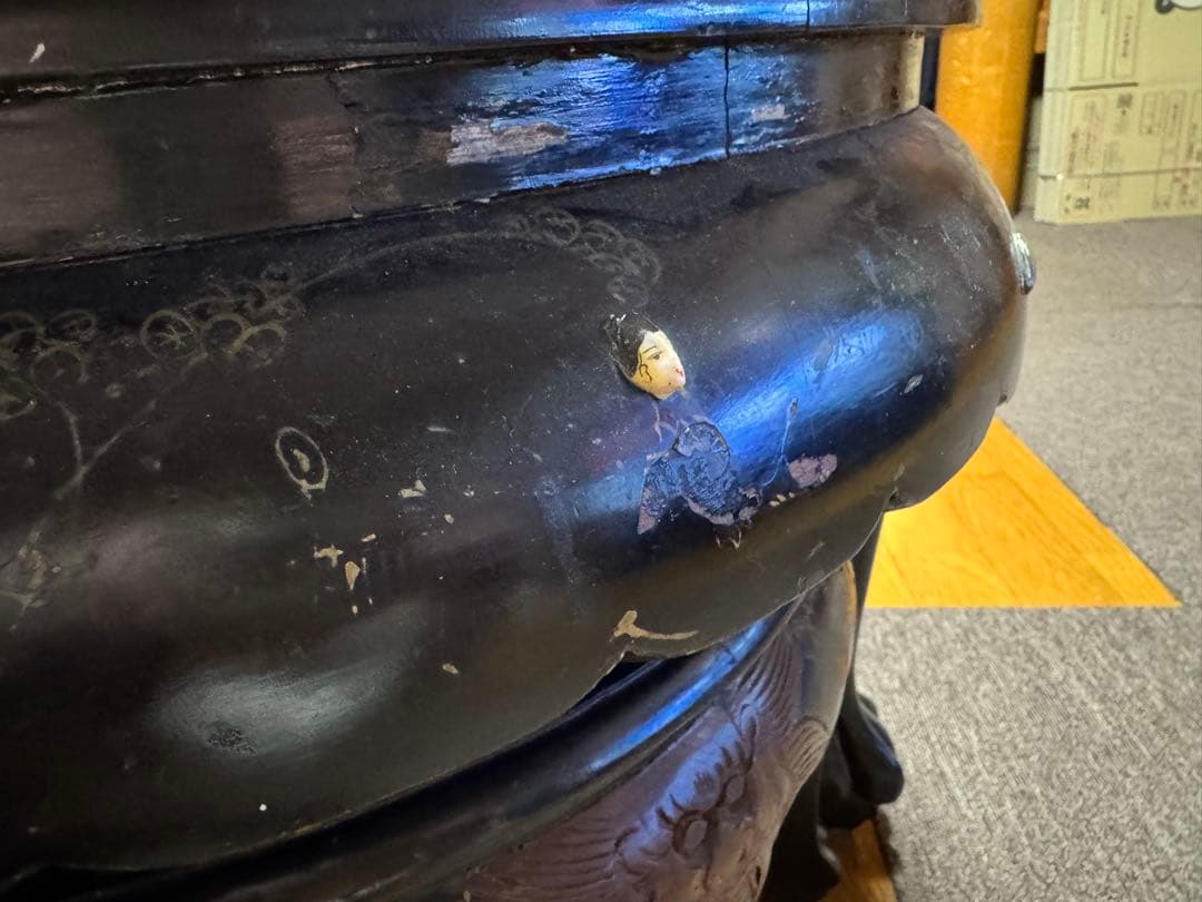 【国分寺】1月12日お渡し可能‼️中国　木彫り　ローテーブル椅子4脚付き