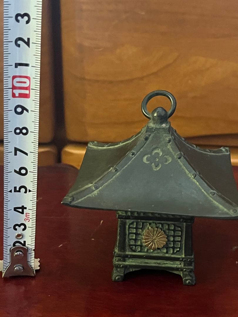 希少和風インテリアミニオブジェ　アンティークオブジェ　菊御紋入り靖國神社饗膳記念