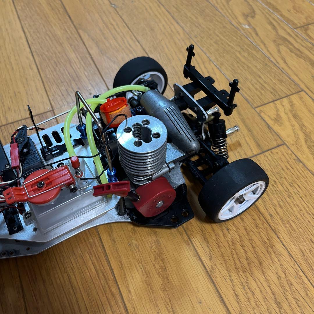 Kyoshoピュア10GPスパイダーエンジンカー2台