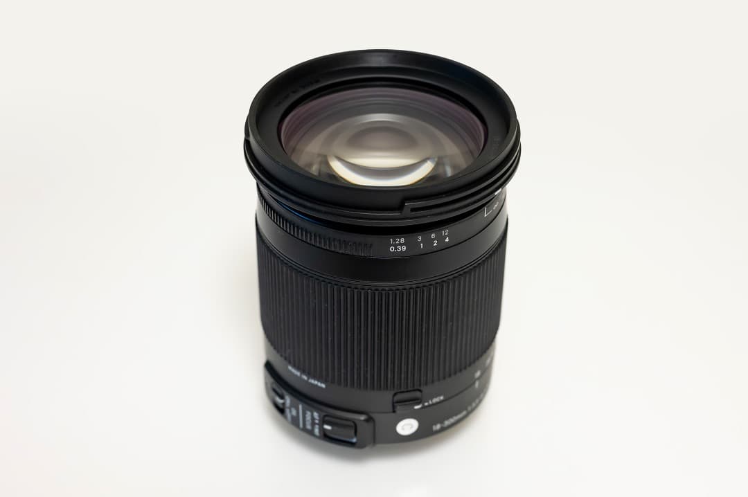 SIGMA 18-300mm F3.5-6.3 DC OS HSM ニコンF