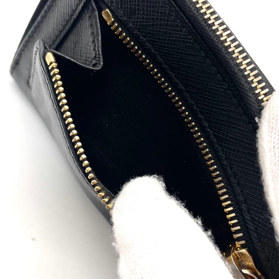 プラダ ケース サフィアーノレザー コンパクトウォレット ブラック