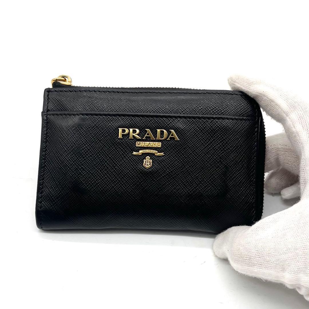 プラダ ケース サフィアーノレザー コンパクトウォレット ブラック