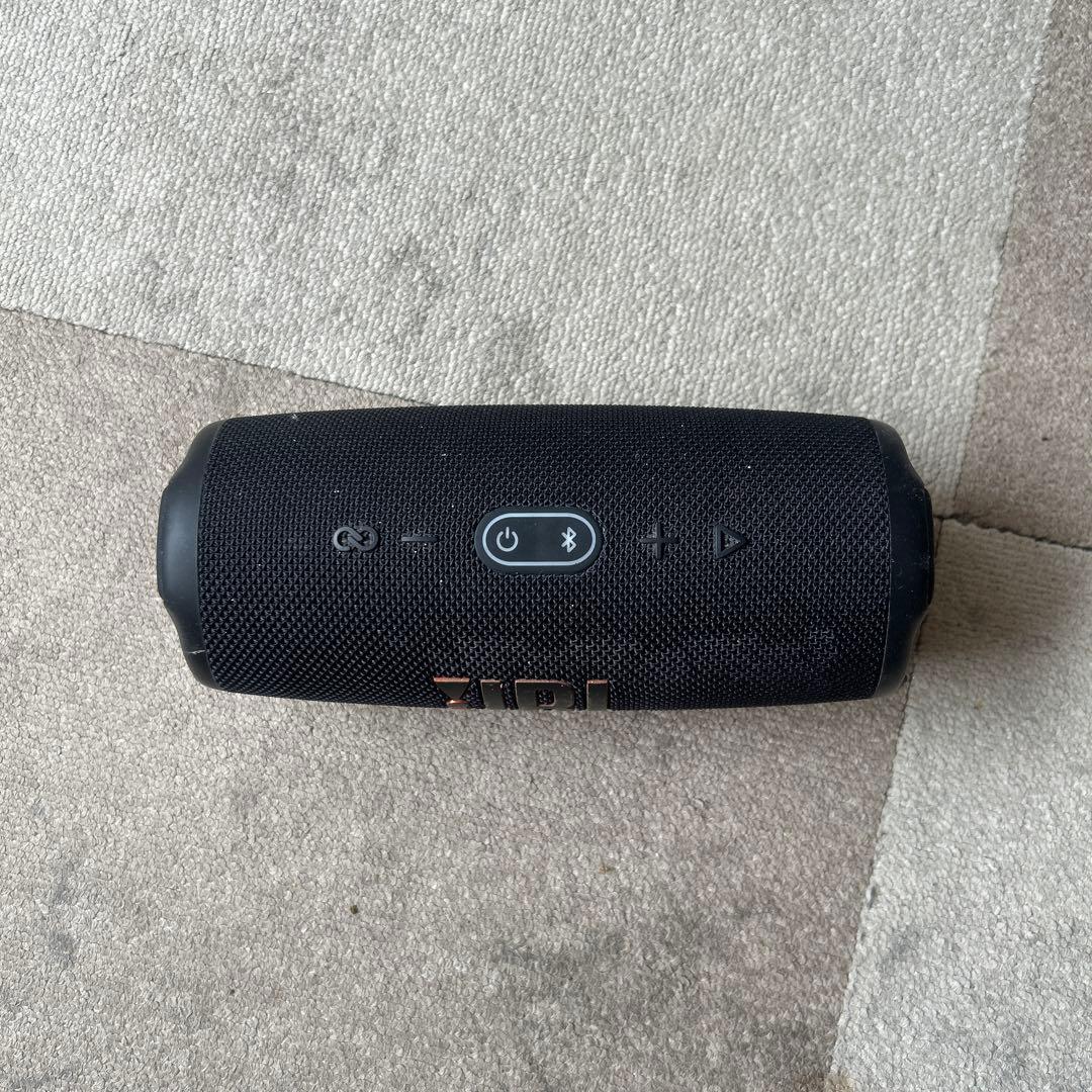 中古品 JBL スピーカー CHARGE5