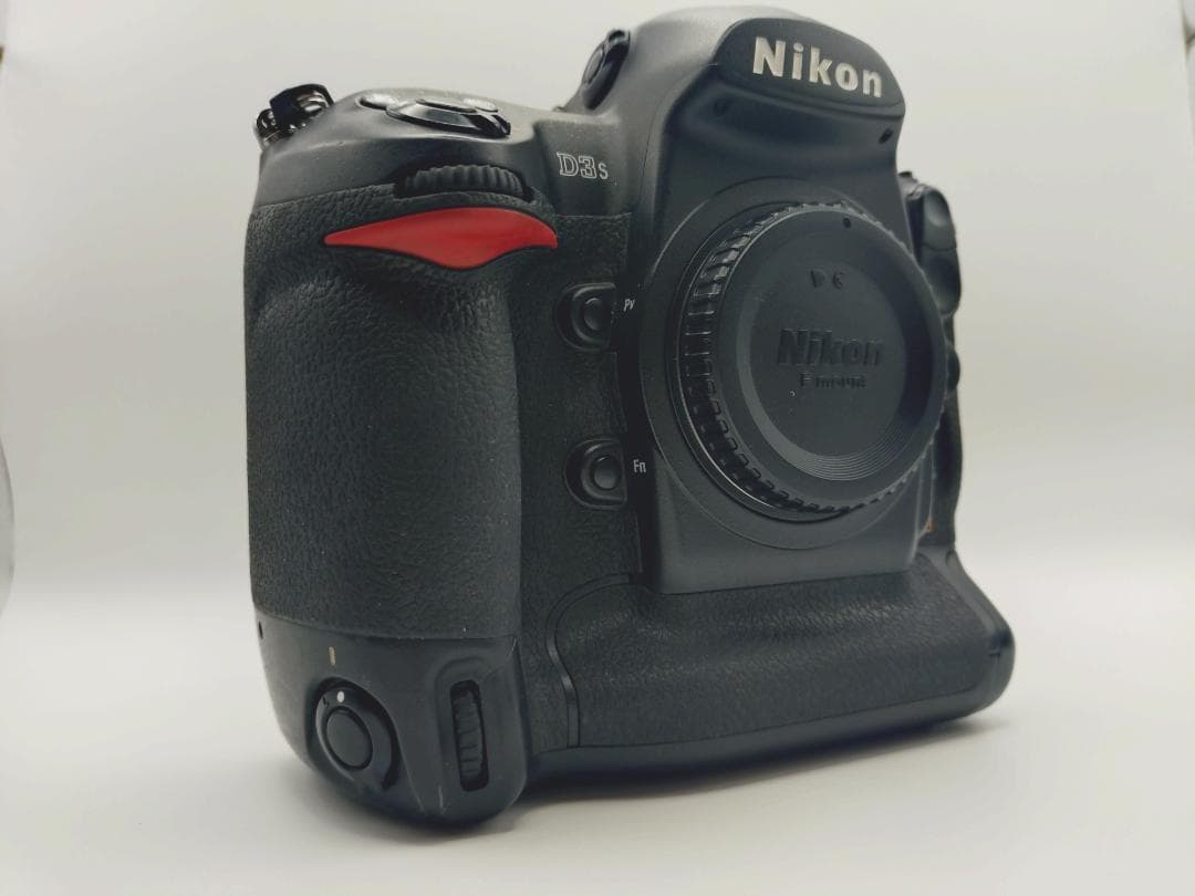 Nikon ニコン D3S デジタル一眼レフカメラ 本体 充電器付き
