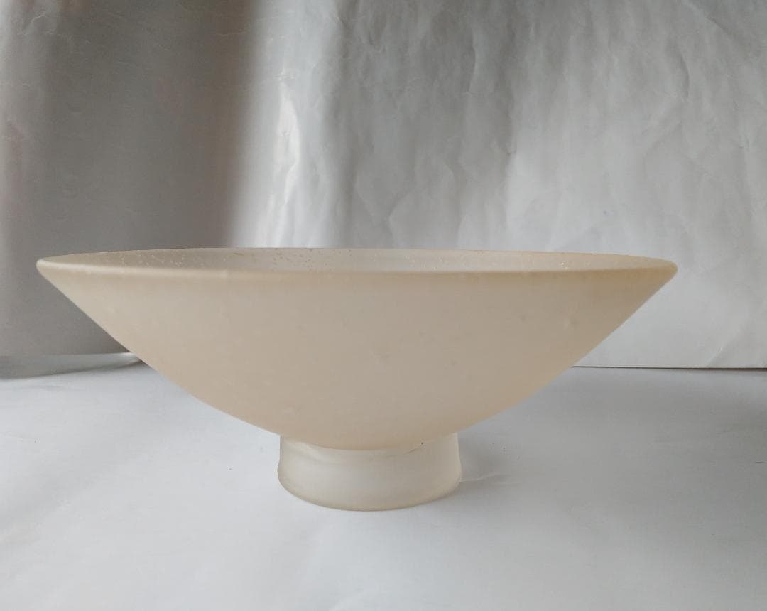 山下富生 硝子製茶碗 玻璃の匠 茶道具 抹茶碗 硝子工芸 美品 です。