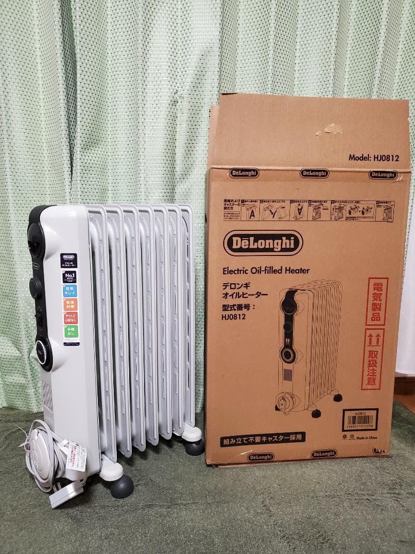 デロンギ　オイルヒーター　HJ0812-BK