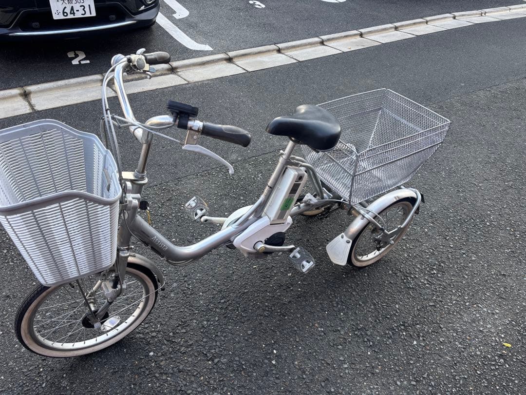 まいまいBRIDGESTONE 電動アシスト 三輪車 シルバー 前後カゴ