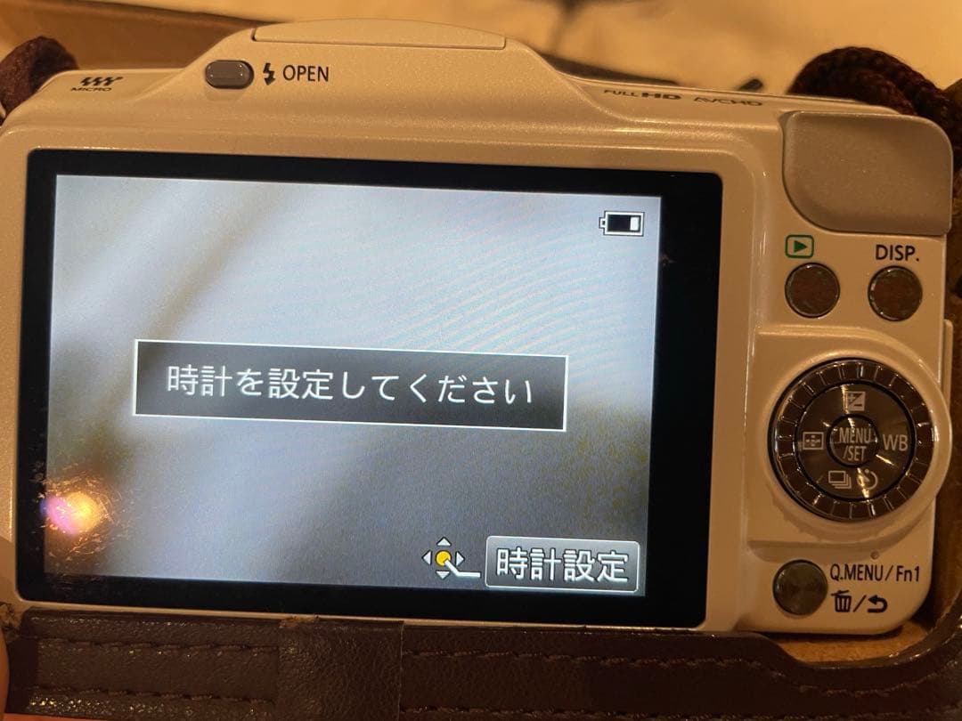 Panasonic LUMIX 一眼レフ　カメラ　望遠レンズ付き