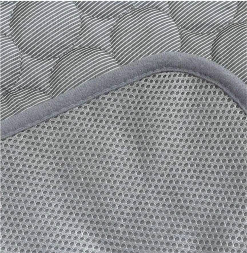 【新品】接触冷感マット　ひんやり　グレー　熱中症対策　ペット　犬猫兼用　洗える