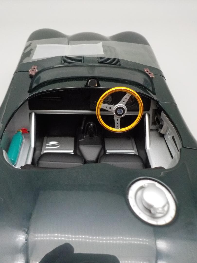 AutoArt 　Jagur C-type 18分の1サイズ