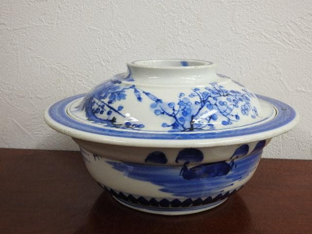 伊万里　蓋付鉢　M586