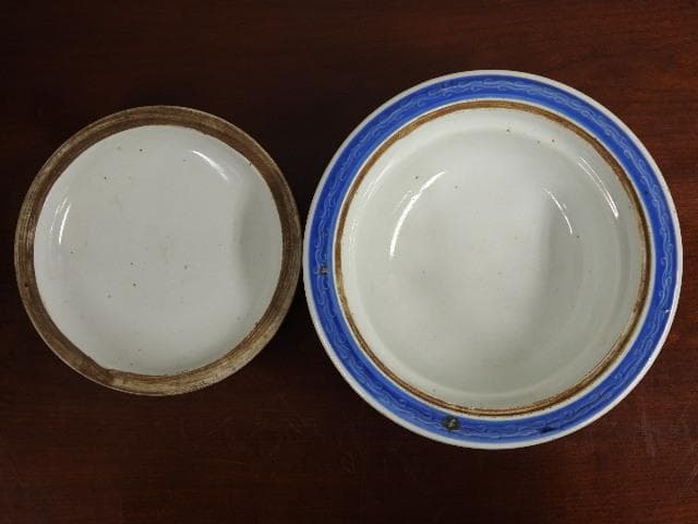 伊万里　蓋付鉢　M586