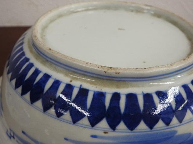 伊万里　蓋付鉢　M586