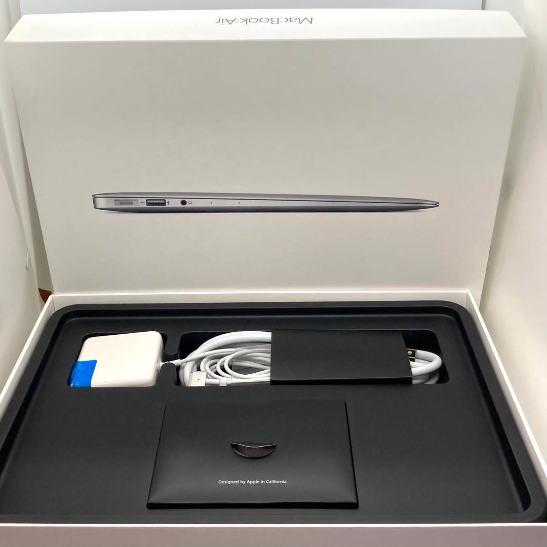 【箱付】MacBook Air 13インチ（Early 2015）8GB