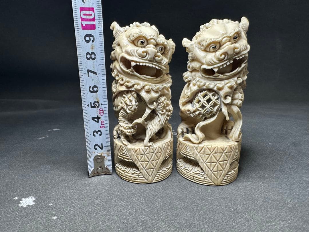 極上　天然素材　アンティーク　置物　骨董　飾り物　古美術品　 細密細工　彫刻