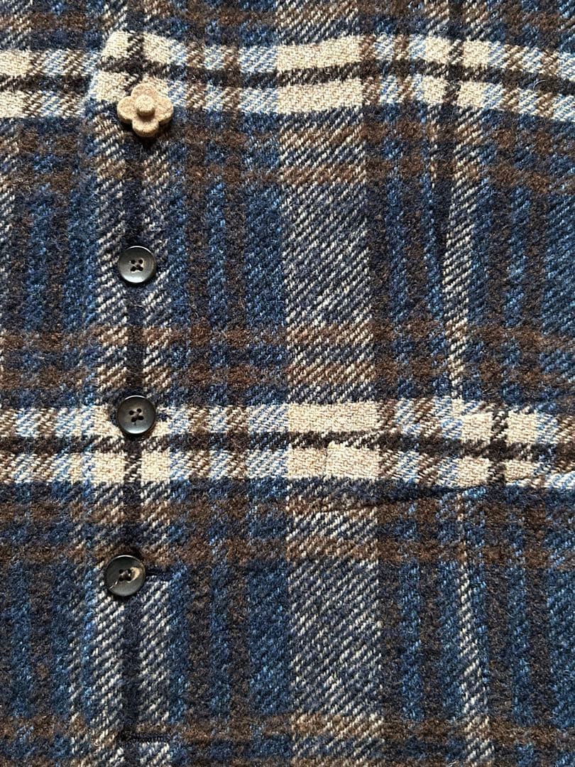 美品　LARDINI ジレ　ベスト　ウール　チェック　ブートニエール付き