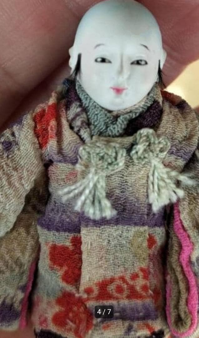 豆市松人形 江戸縮緬　銘あり