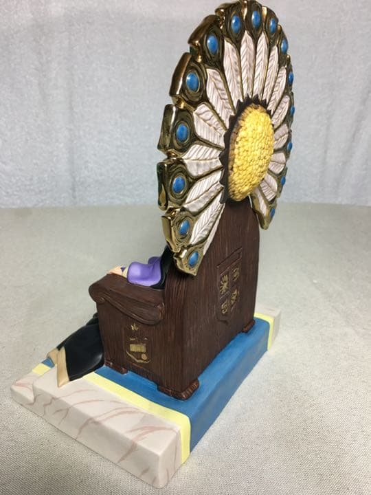 wdcc白雪姫enthroned evil 女王　魔女