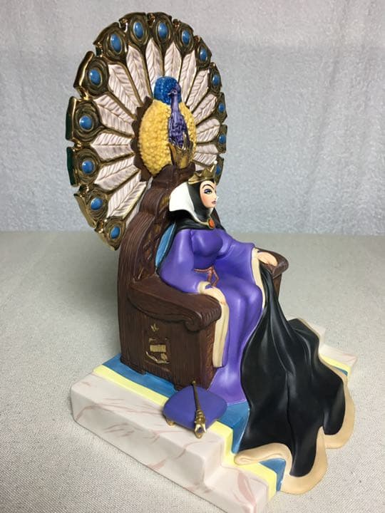 wdcc白雪姫enthroned evil 女王　魔女