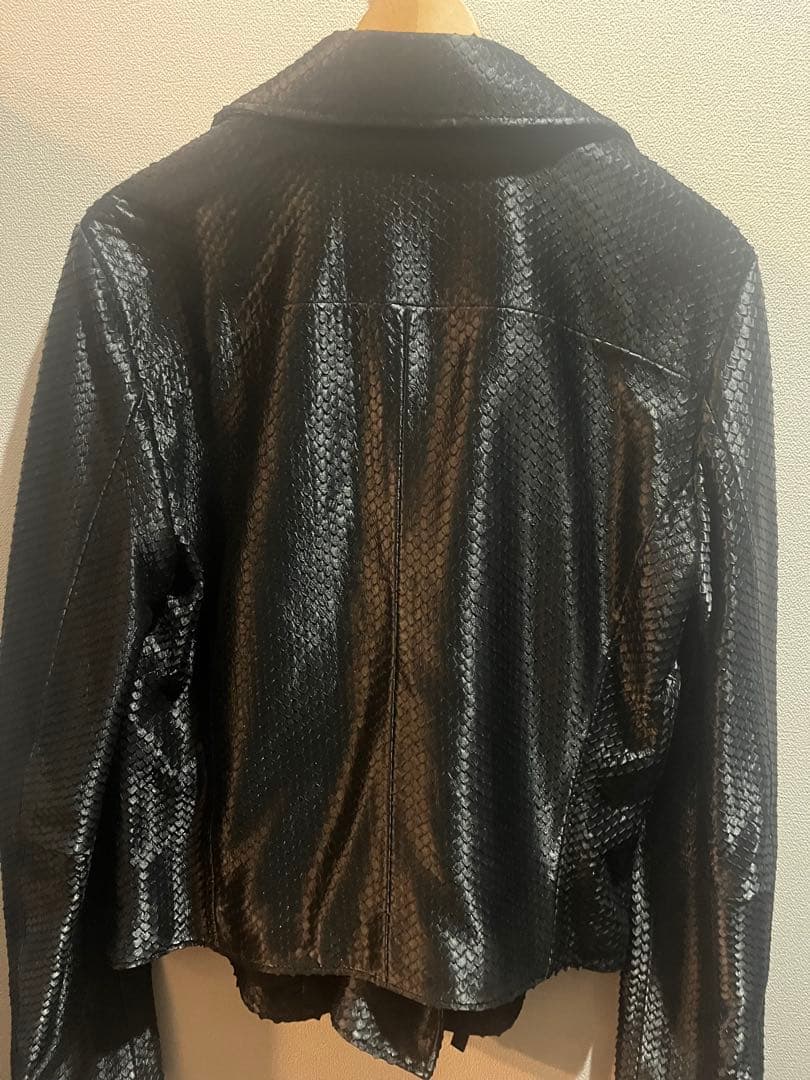 EMPORIO ARMANI ヘビ柄レザーライダースジャケット