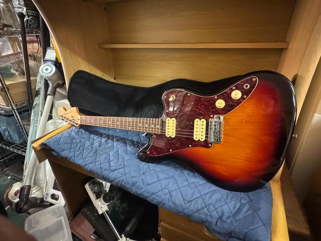 SQUIER FENDER JAGMASTER STANDARD エレキギター