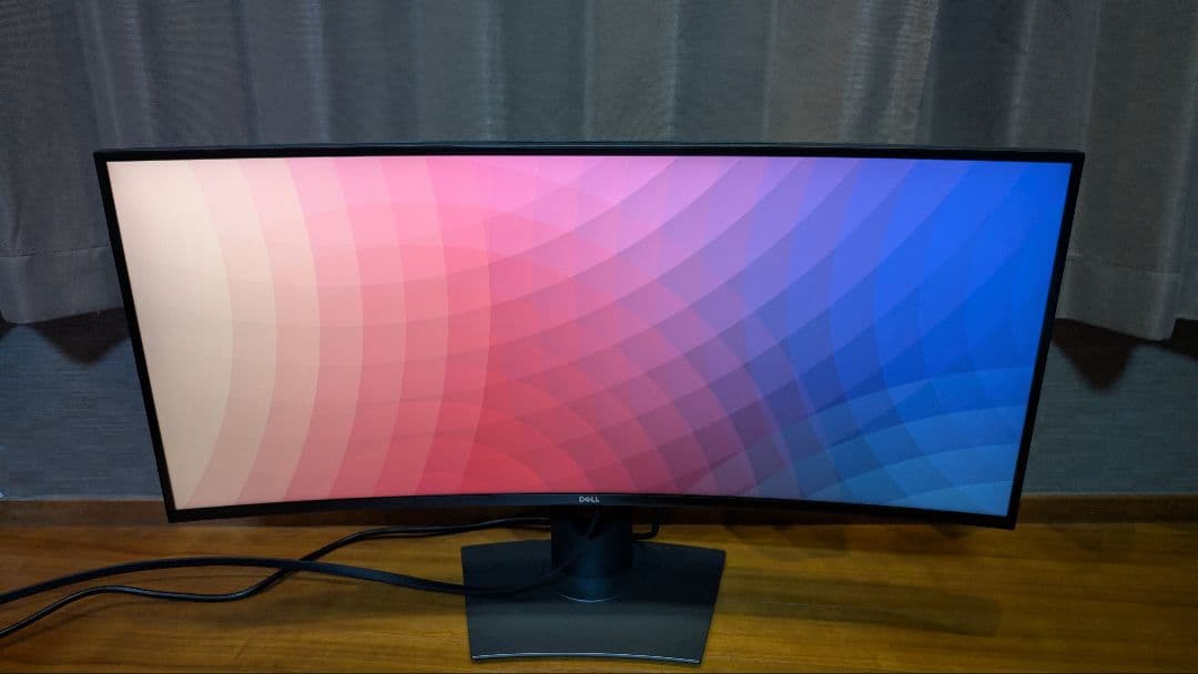 A*6様 Dell 湾曲型モニター U3818DW