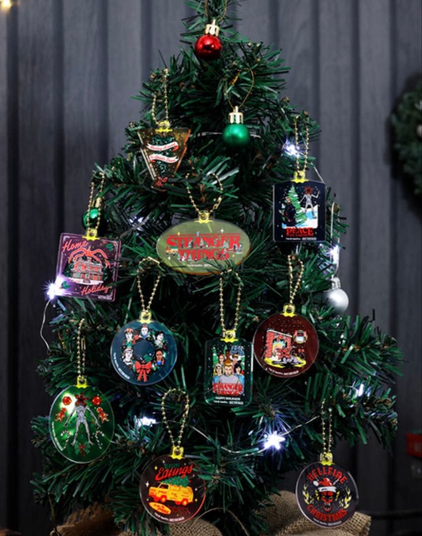 ストレンジャー・シングス　オーナメント風アクリルキーホルダー10個　コンプリート
