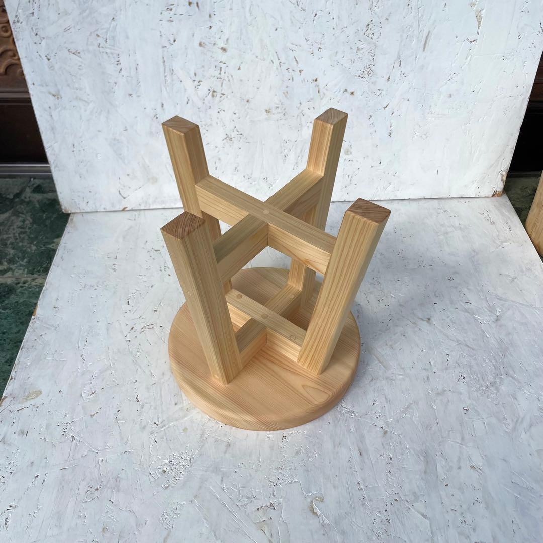 黒茶　国産ひのき　丸椅子　スツール