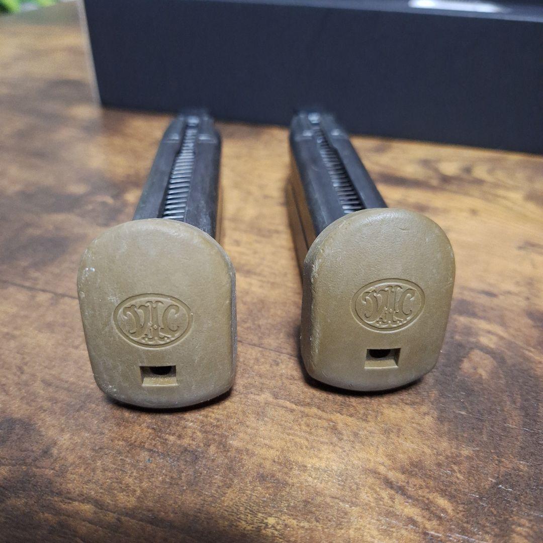 東京マルイ　FNX45 タクティカル　スペアマガジン付　マルイプロサイト付