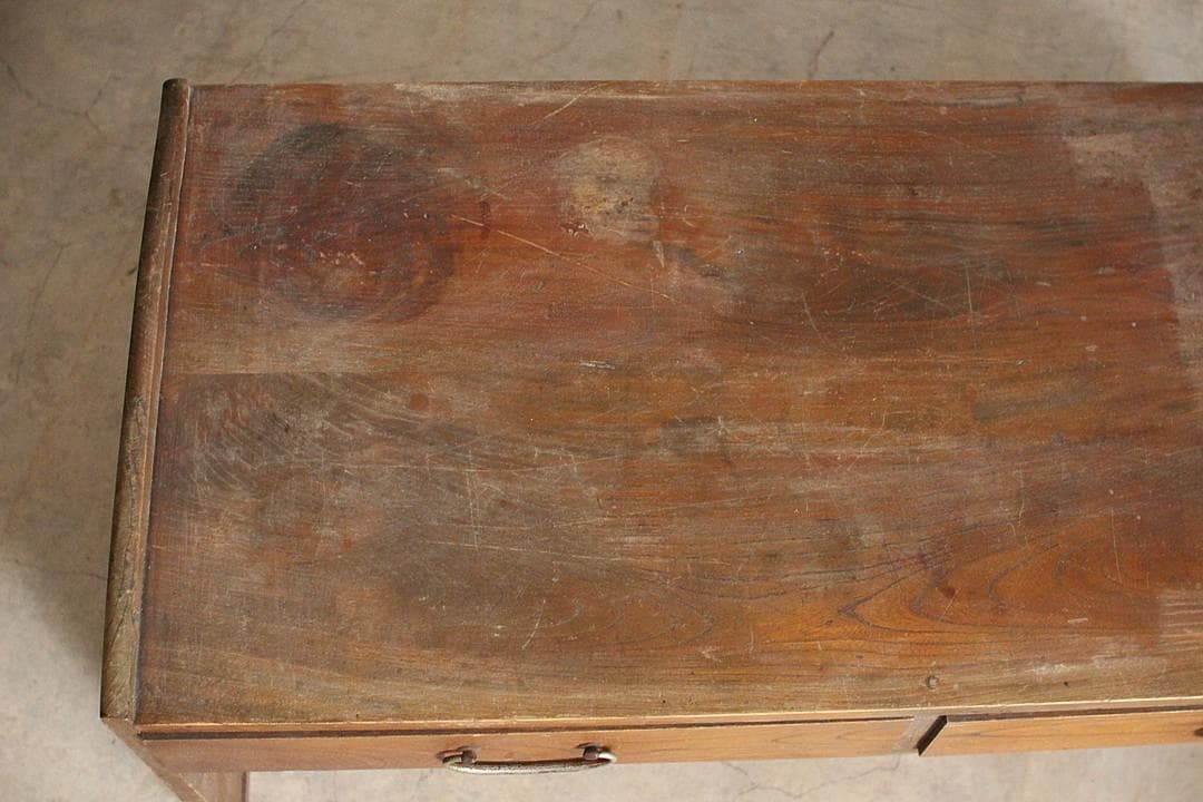 古い木製の机　引き出し2杯　ローテーブル　サイドテーブル　作業台　古家具　古民家