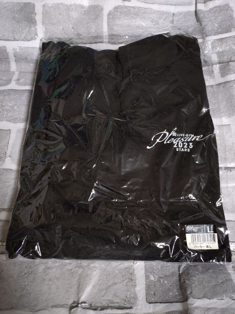 【新品、未使用】【Lサイズ】【B'z】【パーカー】【ブラック】入手困難　激レア