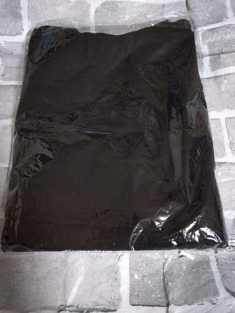 【新品、未使用】【Lサイズ】【B'z】【パーカー】【ブラック】入手困難　激レア