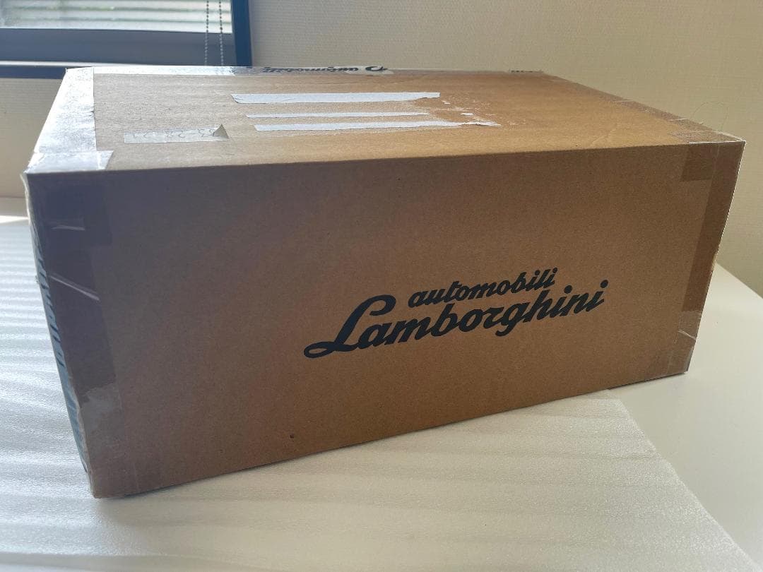 Lamborghini EVO SPIDER・正規新品本物（MRコレクション）