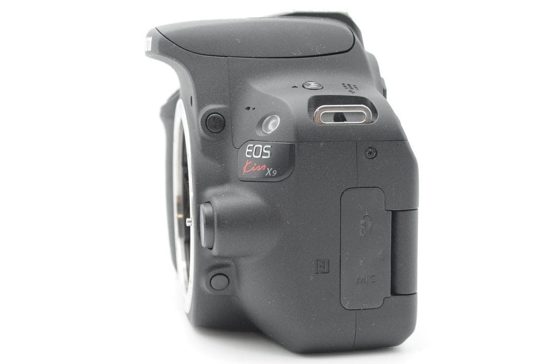 ●新品級③●冬ボーナスSALE● Canon EOS Kiss x9 ダブル