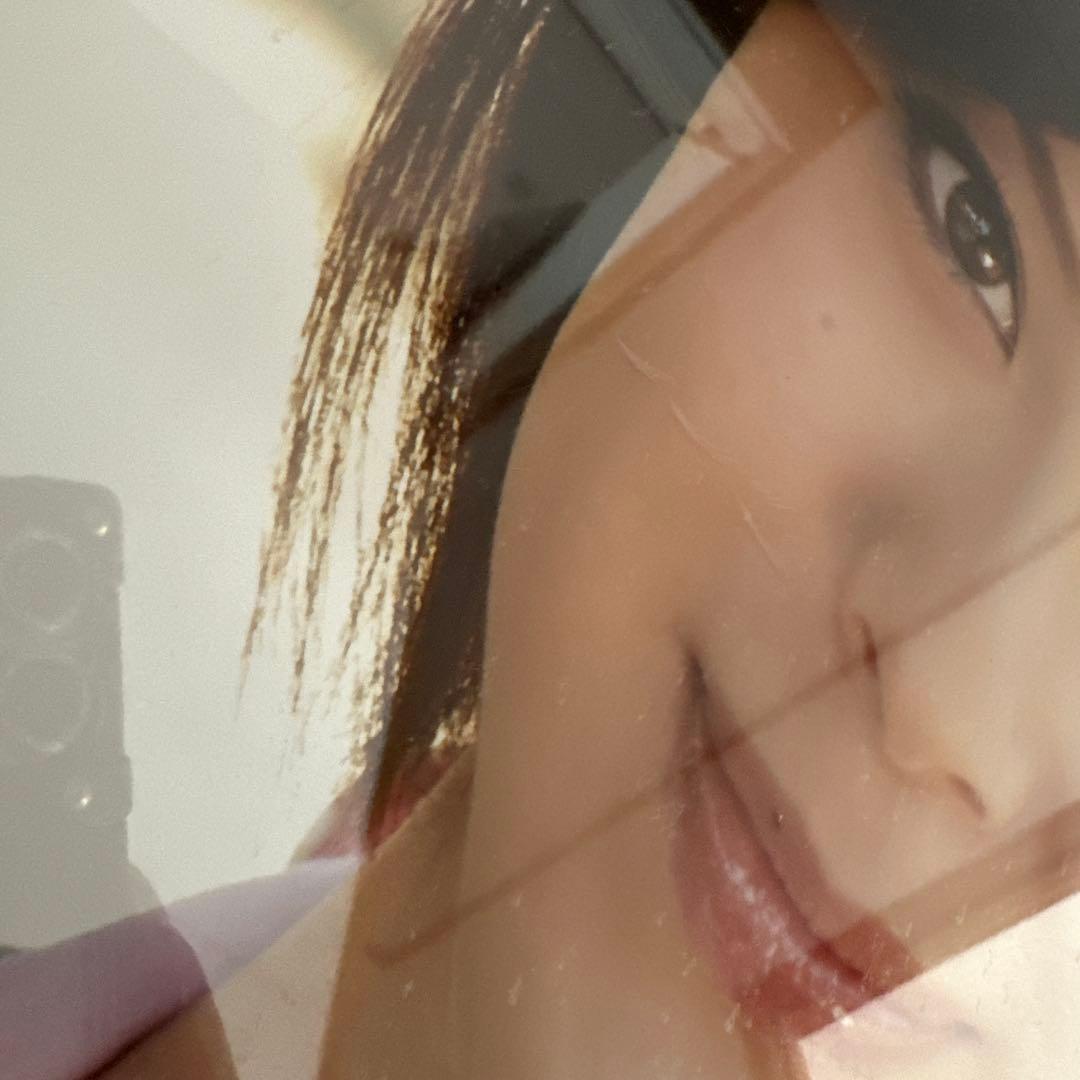 松浦亜弥さん直筆サインが書かれた特大フォトフレーム