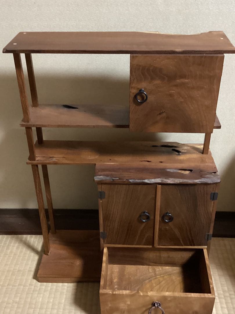 無垢材本桑指物棚　飾り棚高さ60.5cm ×幅約44cm ×下Ｄ17.5cm