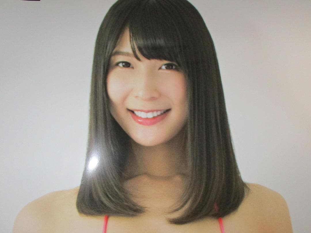 川崎あや　2019　等身大ポスター　縦180㎝×横60㎝