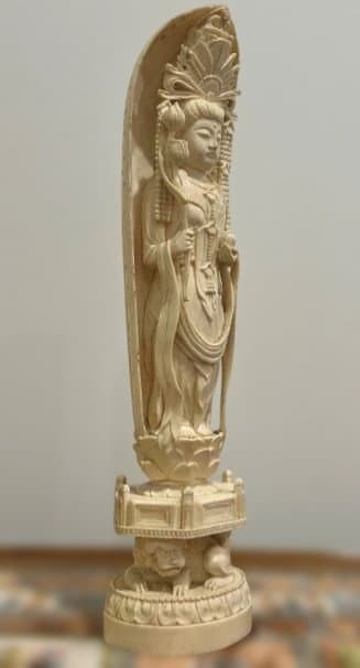 ナリトラ　東洋彫刻 古龍作 観音像 高さ約30.5cm